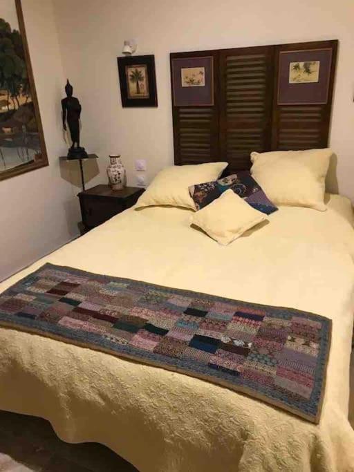 La Maison De Lea, Chambres D'Hotes De 14 Couchages Tournus Extérieur photo