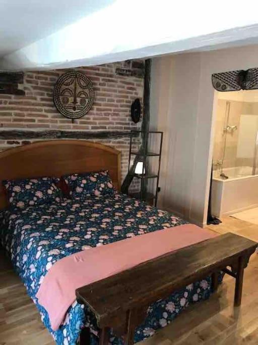 La Maison De Lea, Chambres D'Hotes De 14 Couchages Tournus Extérieur photo